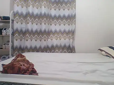 sexy  candyy online show from December 15, 2025, 5:06 pm