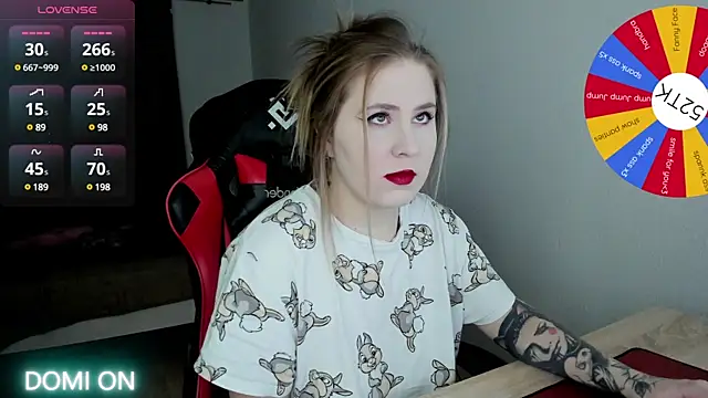 Olivia Munk online show from January 24, 2025, 3:22 am