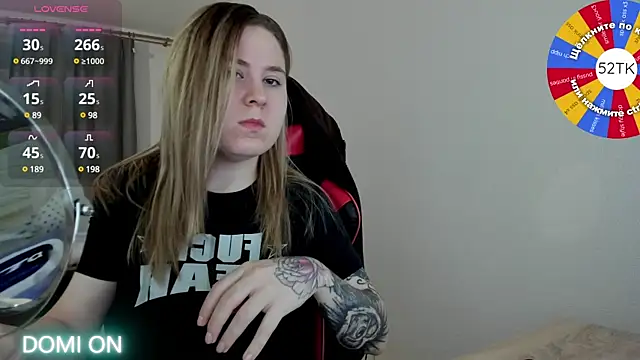 Olivia Munk online show from January 29, 2025, 3:44 am