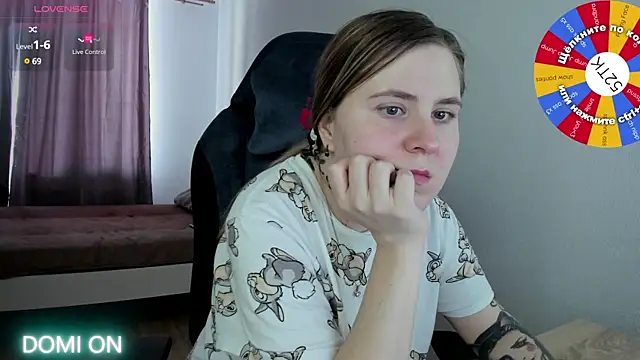 Olivia Munk online show from February 15, 2025, 10:00 am