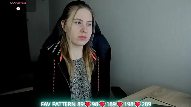 Olivia Munk online show from March 1, 2025, 3:21 am