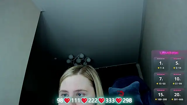 Olivia Munk online show from April 11, 2026, 7:45 am