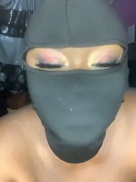 sweet1111 online show from December 25, 2024, 11:10 pm