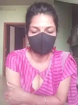 Shuttii 25 online show from November 12, 2025, 4:24 am