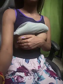 PARI Hun online show from February 15, 2026, 4:36 pm