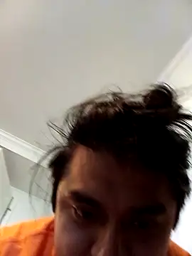 Snapshot of 4emchp23 chatting on December 1, 2025, 8:36 pm 4emchp23 online show from December 1, 2025, 8:36 pm