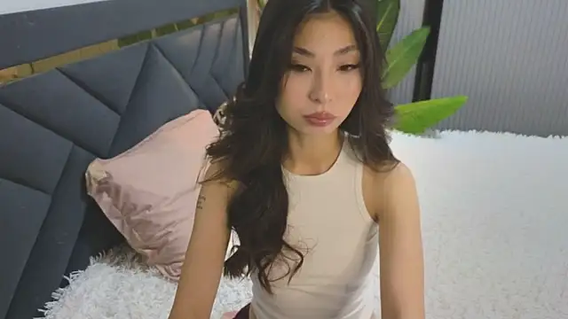 TrishaRey online show from October 20, 2025, 4:46 am