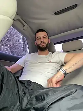 ElChapoGuzman95 online show from February 18, 2025, 12:28 pm