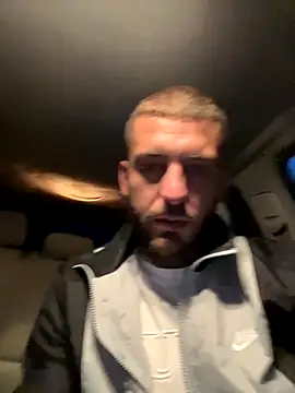 ElChapoGuzman95 online show from October 3, 2025, 3:58 am