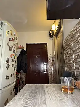 ElChapoGuzman95 online show from February 4, 2026, 5:57 am