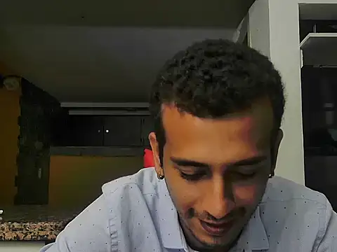 talktome4 online show from April 4, 2026, 11:24 pm