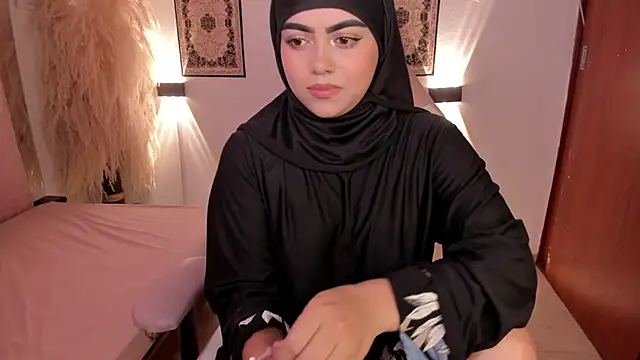 shayla 18 online show from January 17, 2025, 7:27 pm