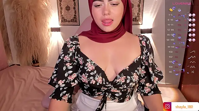 shayla 18 online show from February 11, 2025, 11:01 pm