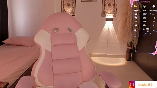 shayla 18 online show from March 21, 2025, 9:12 pm