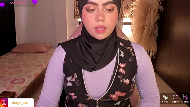 shayla 18 online show from September 11, 2025, 8:31 pm