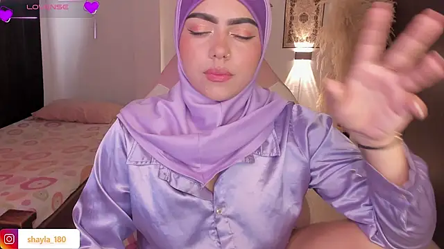 shayla 18 online show from October 11, 2025, 7:34 pm