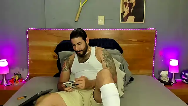 Snapshot of Prometeo-grizzly chatting on May 4, 2026, 3:46 am Prometeo-grizzly online show from May 4, 2026, 3:46 am
