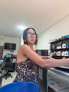  alabina  online show from March 26, 2026, 2:44 pm