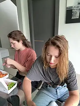 Nura n Sarah online show from January 28, 2025, 5:11 am