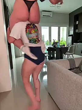 Nura n Sarah online show from March 21, 2025, 9:56 am