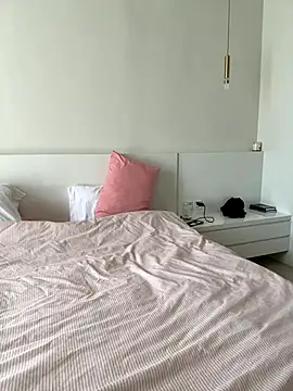 Nura n Sarah online show from September 24, 2025, 3:10 am