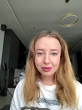 Nura n Sarah online show from September 28, 2025, 4:07 am