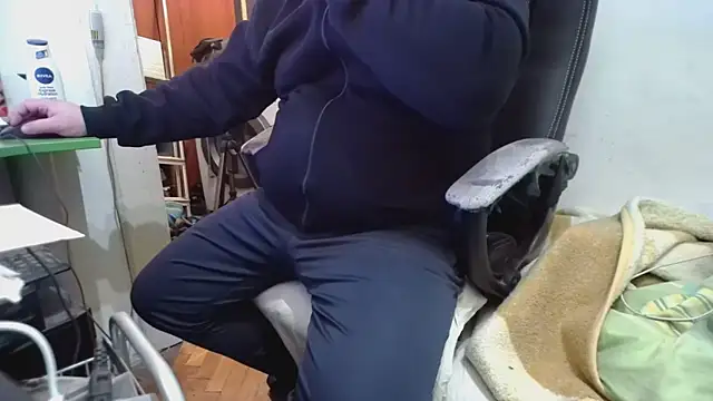 tipko123 online show from October 17, 2025, 4:09 pm