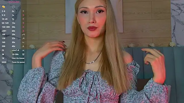 CarolReeves online show from March 14, 2025, 9:24 am