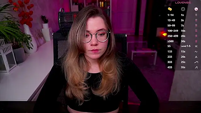 RemyCute online show from March 19, 2026, 8:13 pm