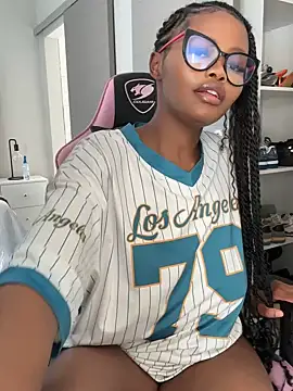 Snapshot of Neelo-Smith chatting on December 5, 2024, 5:04 am Neelo-Smith online show from December 5, 2024, 5:04 am