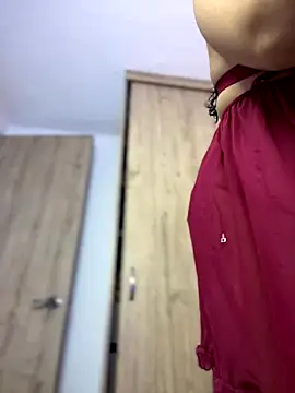 Alicia Ruiz online show from September 17, 2025, 5:58 pm