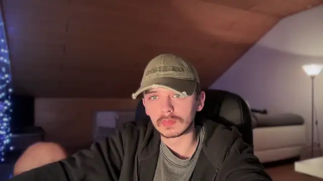 naked psy online show from January 22, 2025, 9:24 am