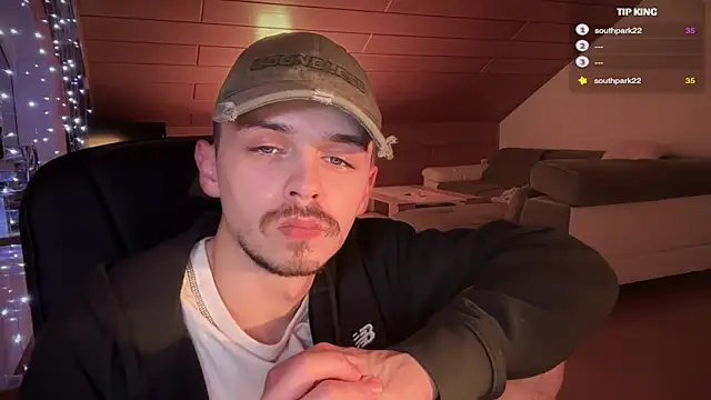 naked psy online show from February 11, 2025, 4:55 am