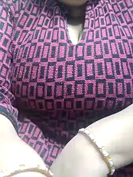 Snapshot of Seema_99 chatting on December 29, 2024, 3:03 pm Seema 99 online show from December 29, 2024, 3:03 pm