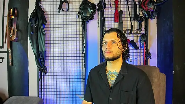 Twisted Fantasy online show from March 6, 2025, 12:19 pm