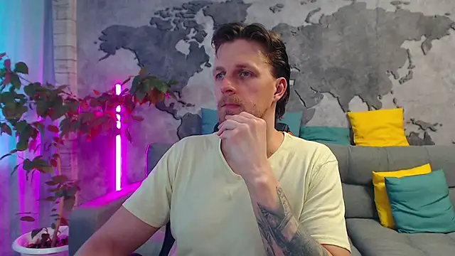 VikingChrisss online show from April 4, 2026, 10:02 am