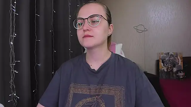 MissBrightShine online show from February 19, 2026, 11:17 am