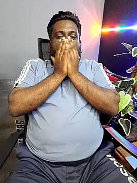 Rayansmith  online show from January 7, 2026, 1:46 pm