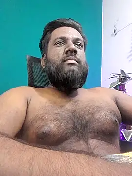 Rayansmith  online show from February 19, 2026, 10:39 pm