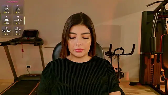 LisaMonroe  online show from April 12, 2026, 11:37 am