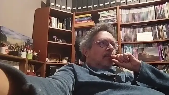 Mandra is a whore online show from October 15, 2025, 9:26 pm