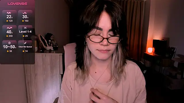  selectrra online show from February 26, 2025, 2:25 pm