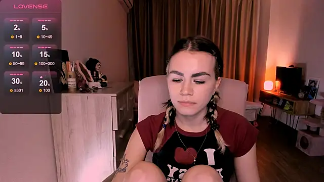  selectrra online show from March 19, 2025, 3:51 pm