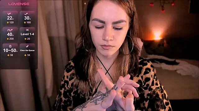  selectrra online show from September 13, 2025, 9:14 pm