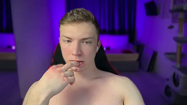 iron  chap online show from February 3, 2026, 7:08 pm