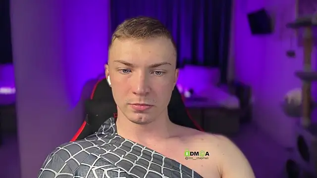 iron  chap online show from February 12, 2026, 7:42 pm