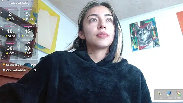 Snapshot of ZoeBakers_ chatting on December 17, 2024, 1:38 pm ZoeBakers  online show from December 17, 2024, 1:38 pm