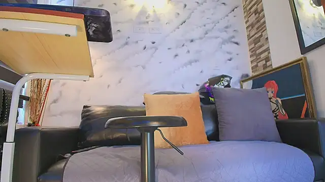 Sophie LittleS online show from April 2, 2026, 7:22 pm