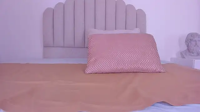 sarita duque online show from October 30, 2025, 12:06 pm