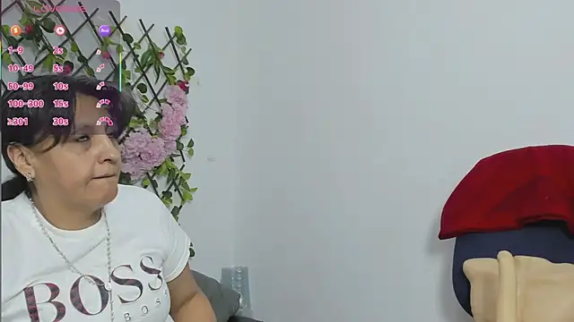 merlyna goldens online show from November 21, 2025, 11:25 pm